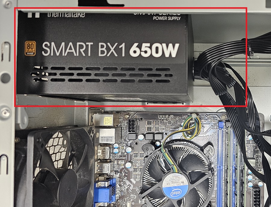 デスクトップPCの電源ユニット
